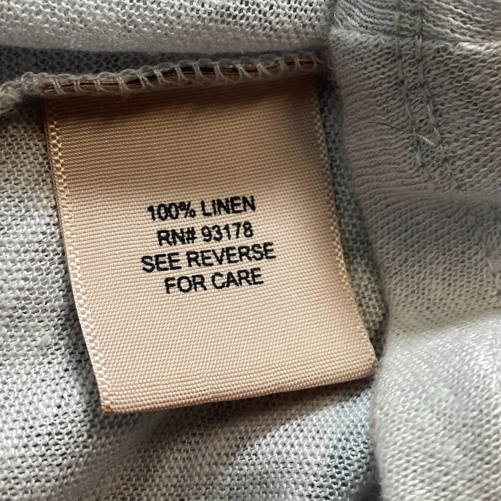 📌Philosophy Light Gray Linen Top & Tank top under - Picture 12 of 14